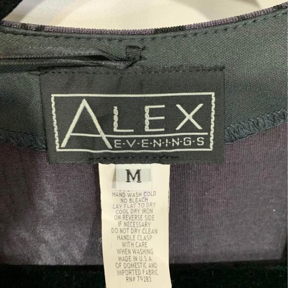 WOMAN’S two piece tank/jacket. Size medium. Formal. Pale purple/charcoal. Should - Picture 3 of 11